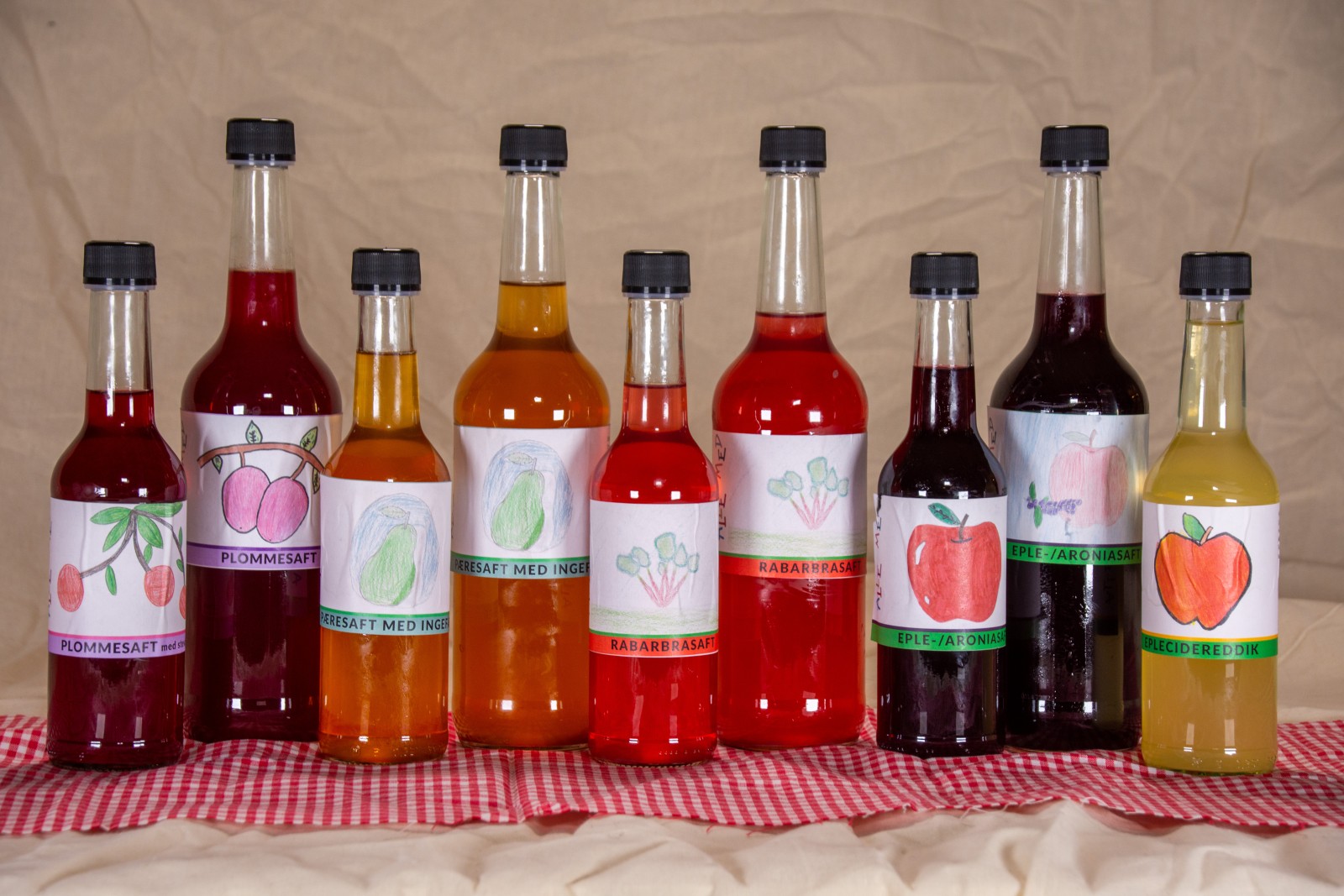 Saft fra elevbedrift på Mosby oppvekstsenter.